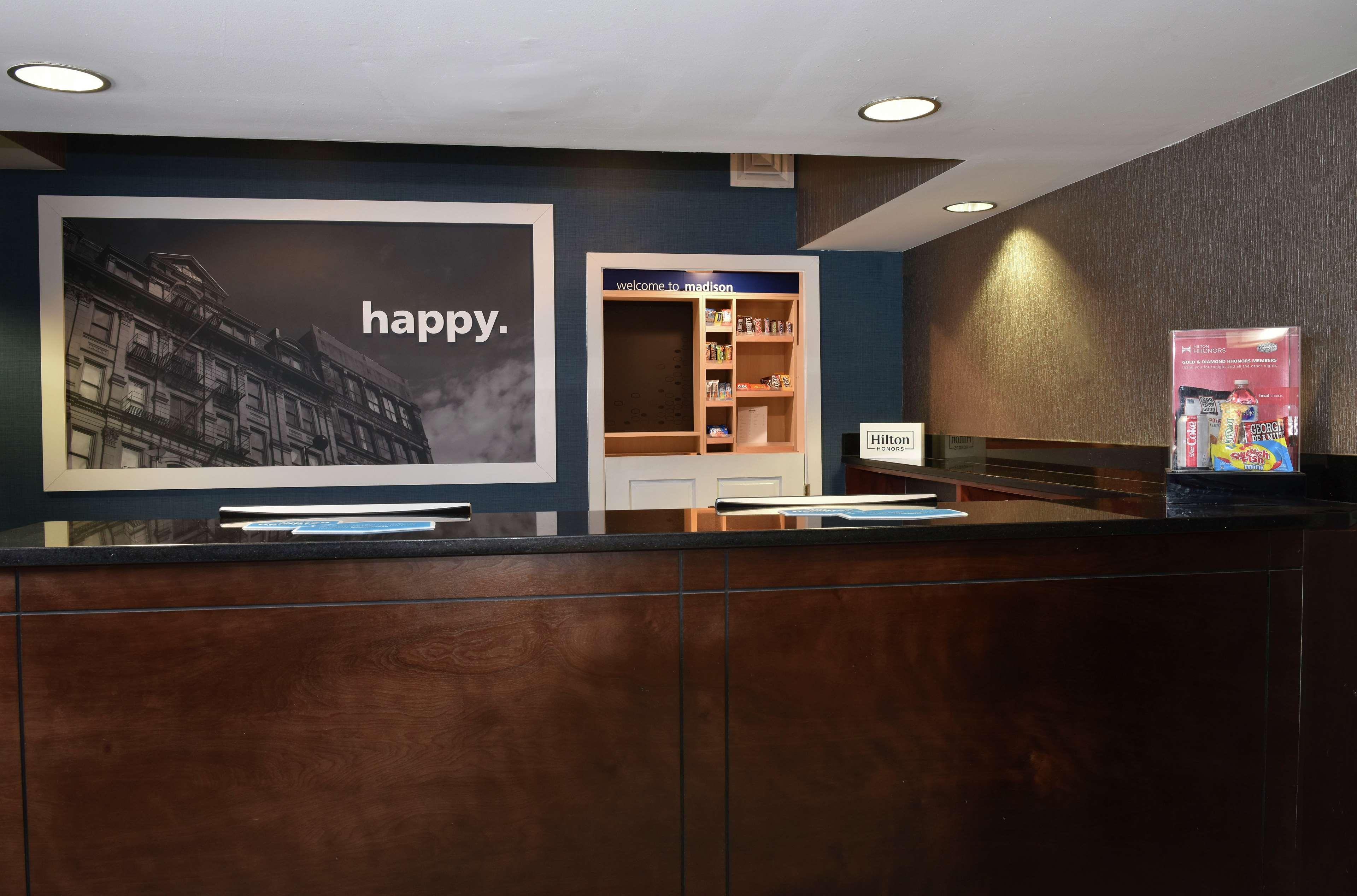 Hampton Inn Madison Extérieur photo